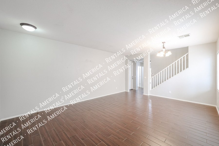 3 bedroom 2.5 bath home in Gilbert property image