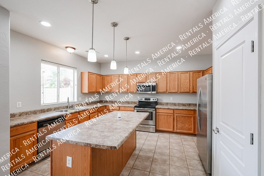 3 bedroom 2.5 bath home in Gilbert property image