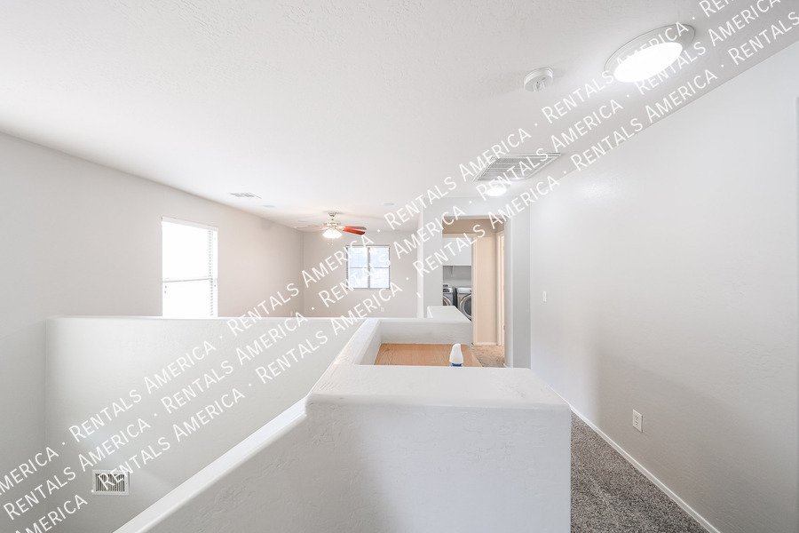 3 bedroom 2.5 bath home in Gilbert property image