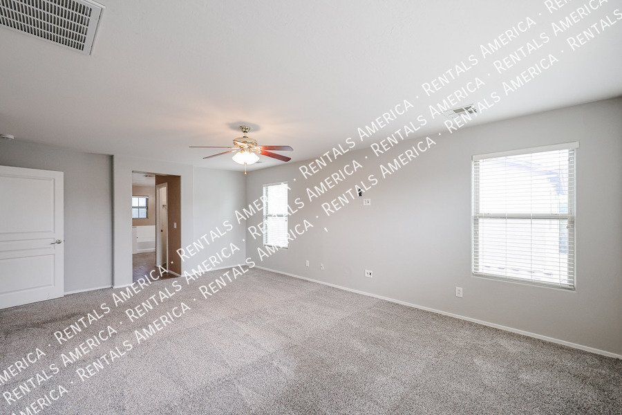 3 bedroom 2.5 bath home in Gilbert property image