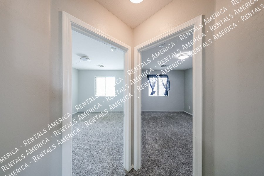 3 bedroom 2.5 bath home in Gilbert property image