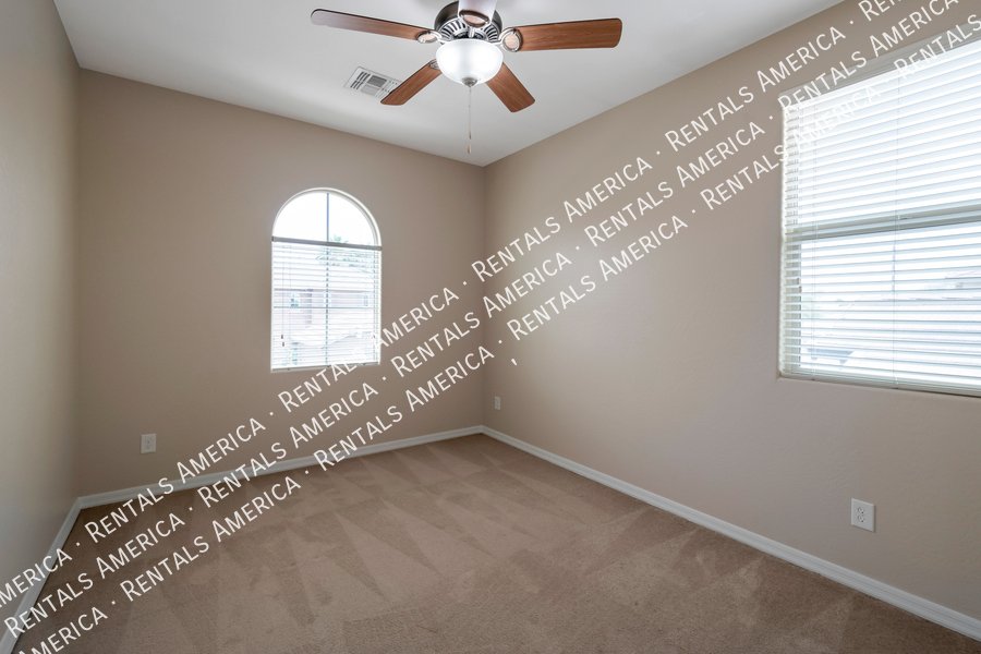 267 E Kaibab Dr property image