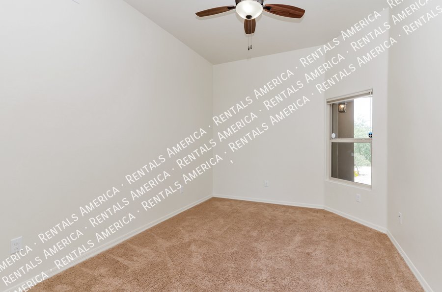 Beautiful Home in Corona de Tucson! property image