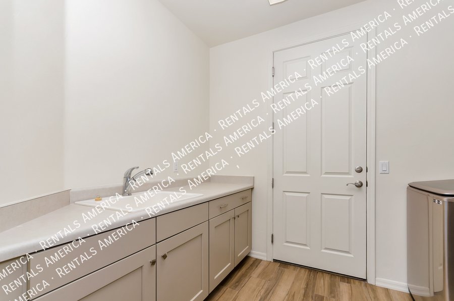 Beautiful Home in Corona de Tucson! property image