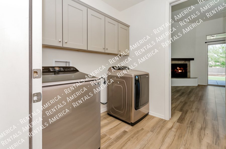 Beautiful Home in Corona de Tucson! property image