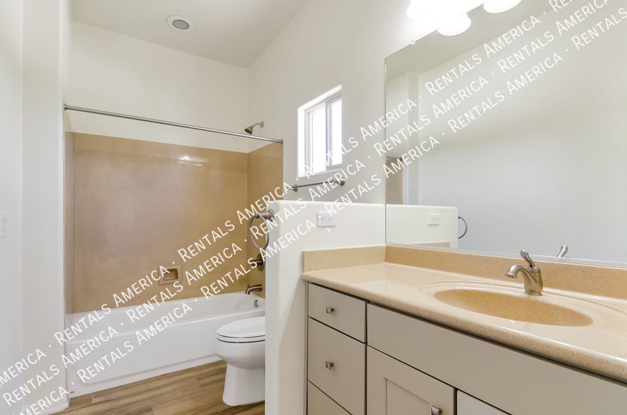 Beautiful Home in Corona de Tucson! property image