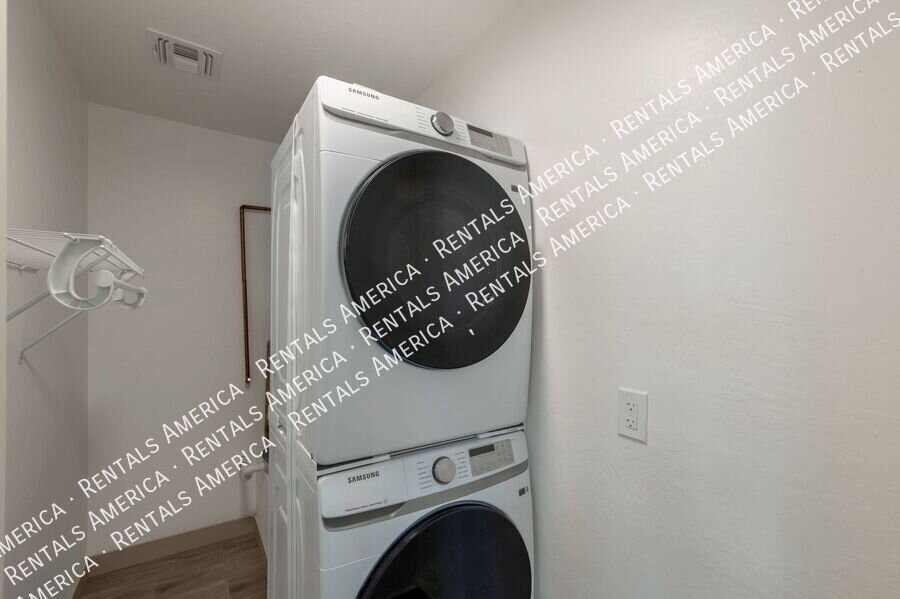 *4 weeks free rent with a signed 12-month lease* property image