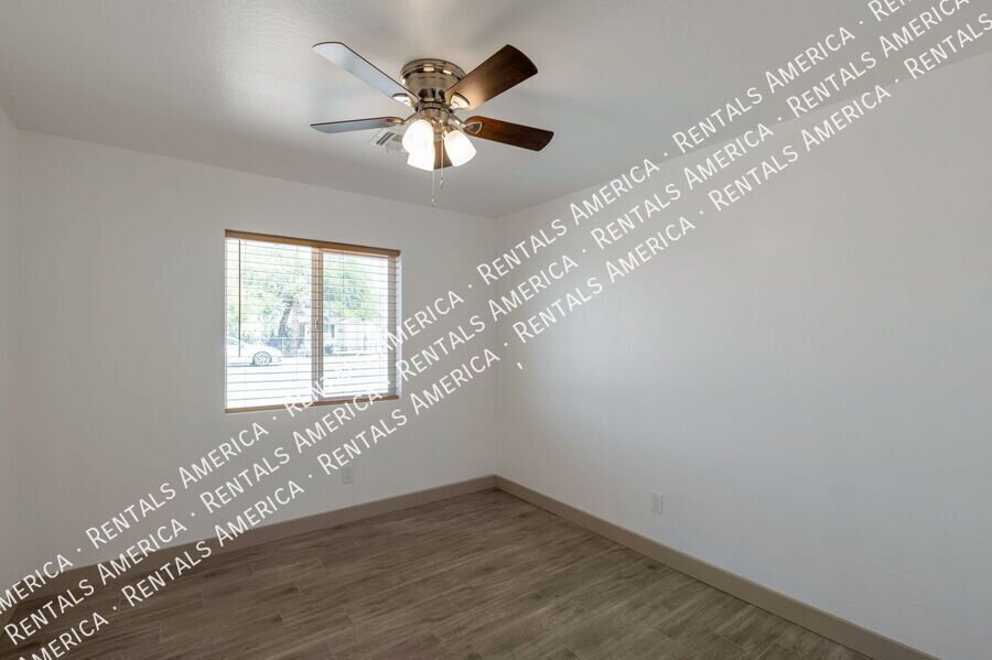 *4 weeks free rent with a signed 12-month lease* property image