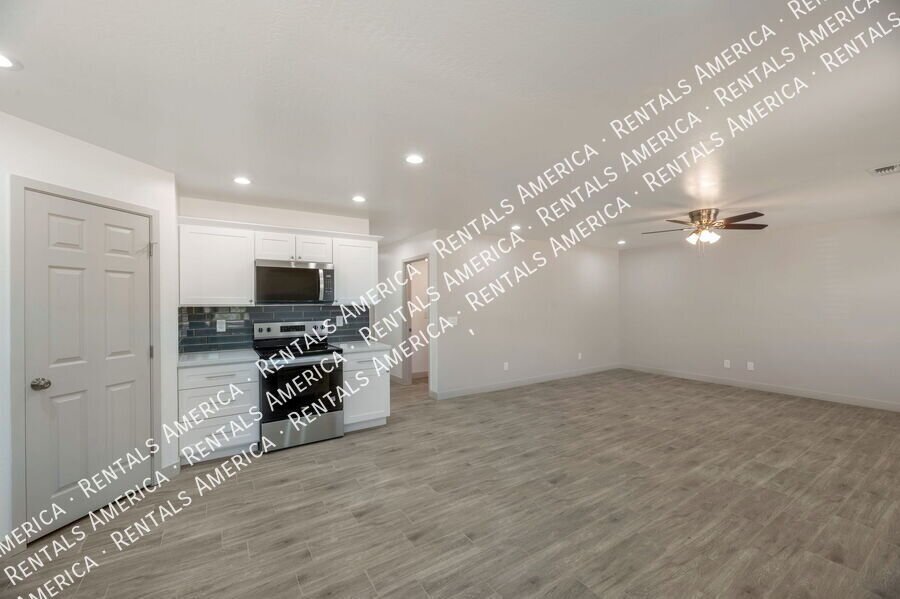 *4 weeks free rent with a signed 12-month lease* property image