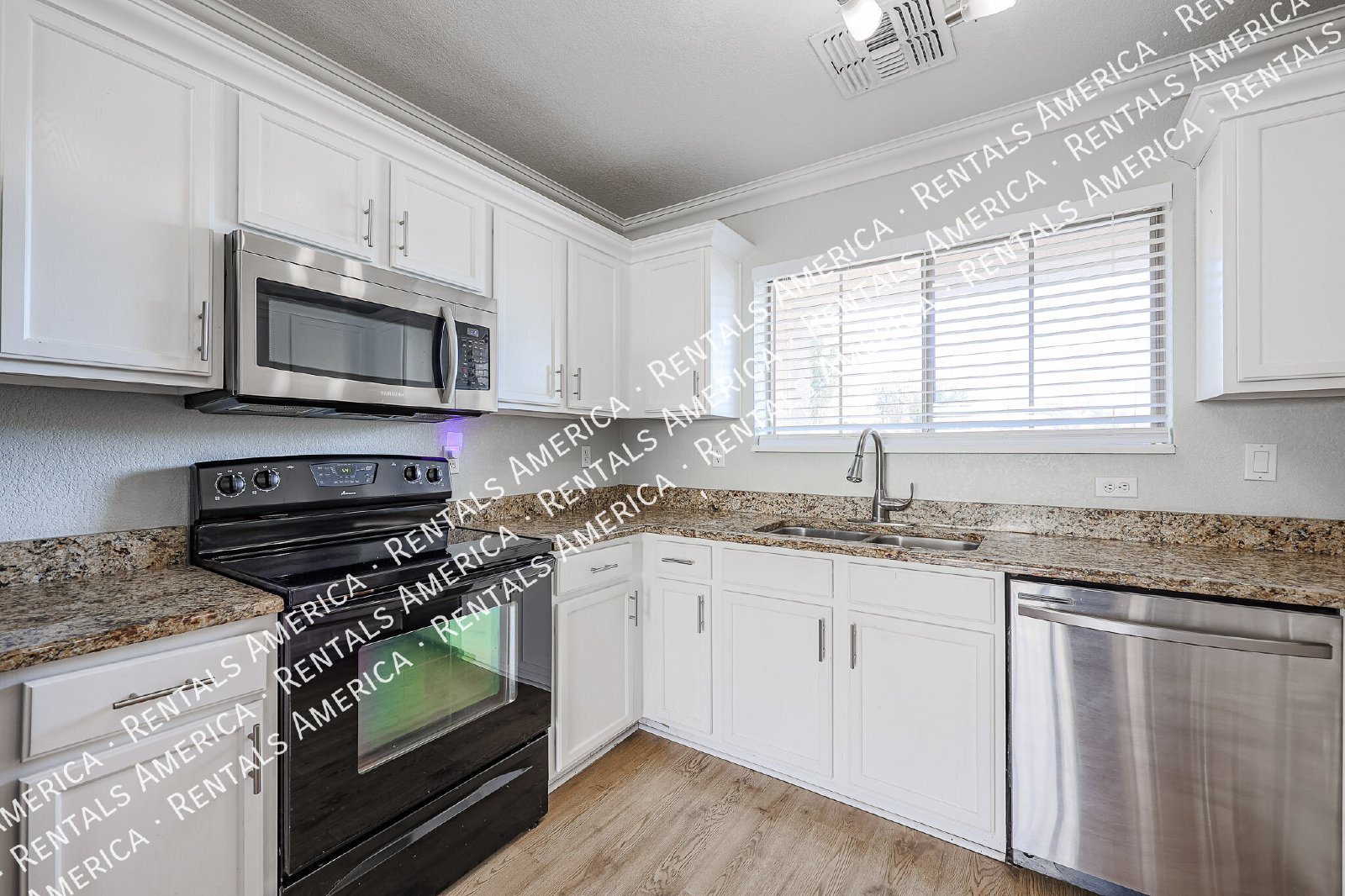 3668 E Orchid Ln property image