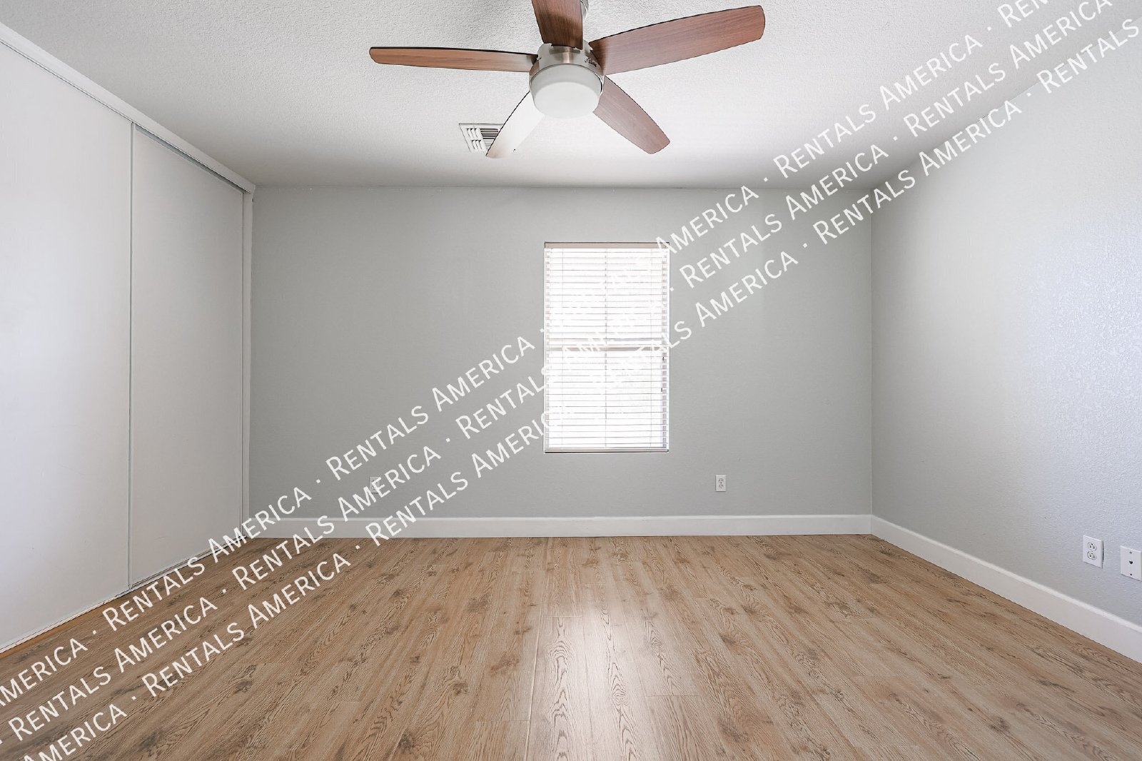 3668 E Orchid Ln property image