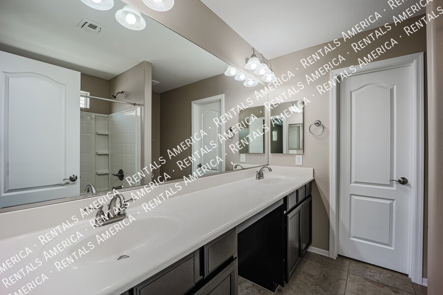 Beautiful Cooley Station Home property image