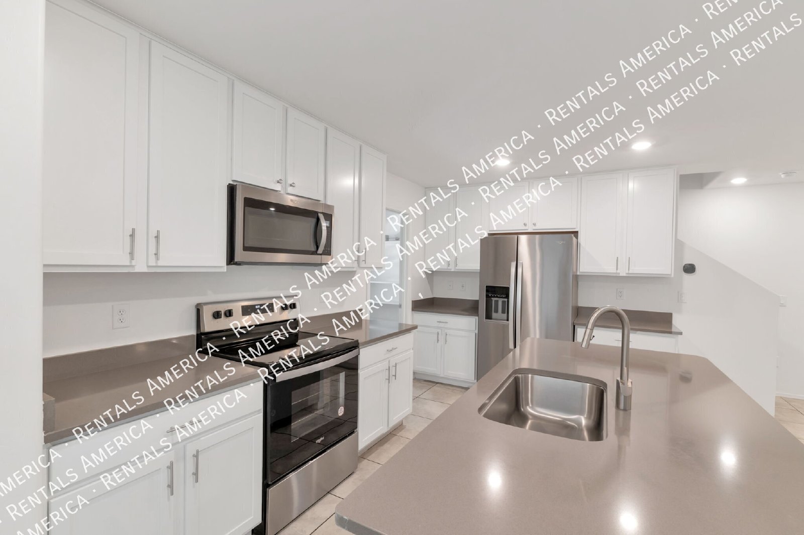 $300 off! Near U of A, Banner, shopping, dining property image