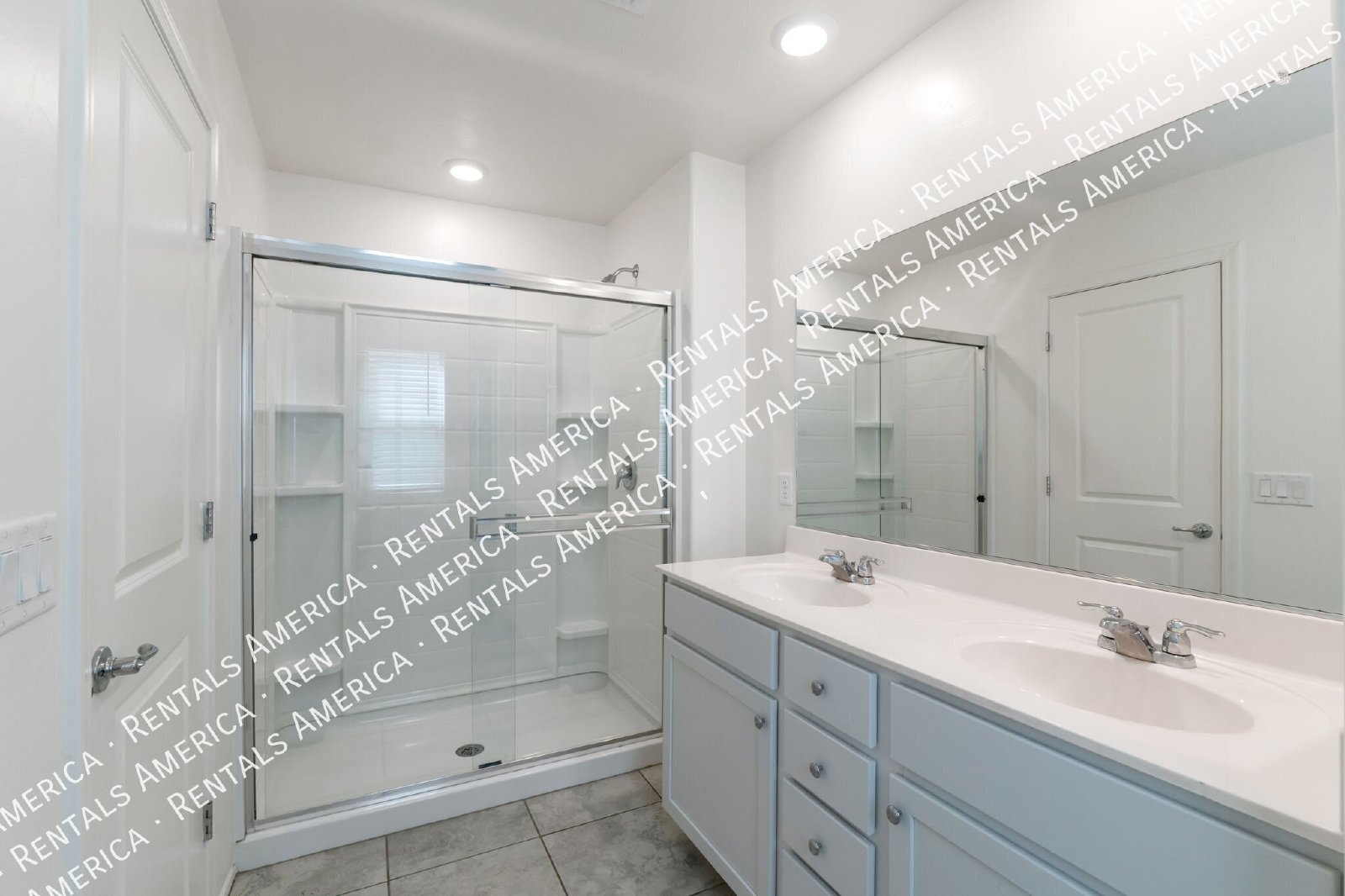 $300 off! Near U of A, Banner, shopping, dining property image