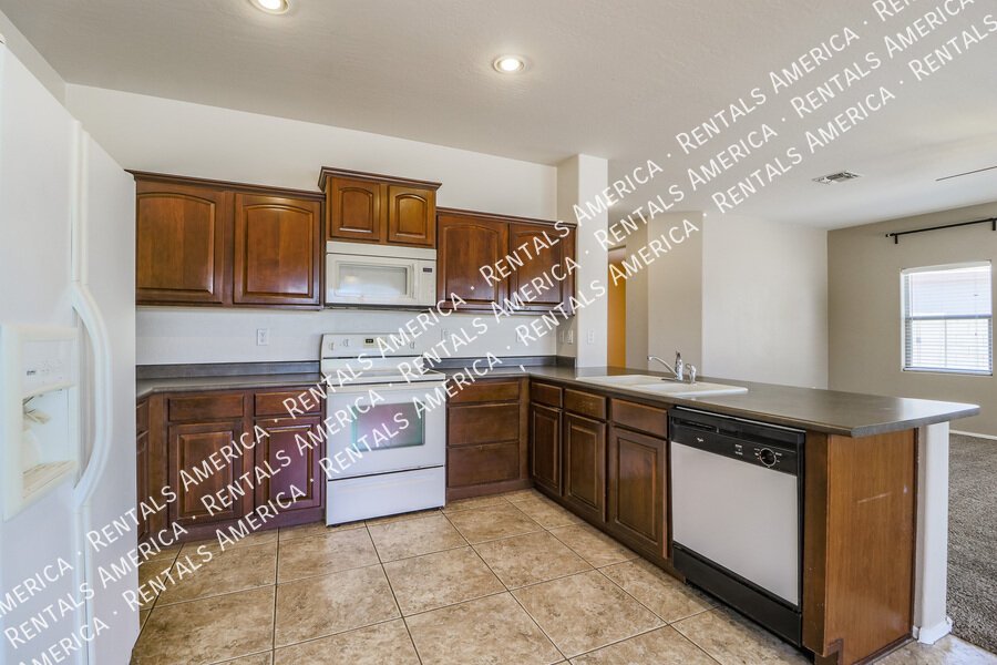 Beautiful 4-Bedroom Home with Private Pool property image