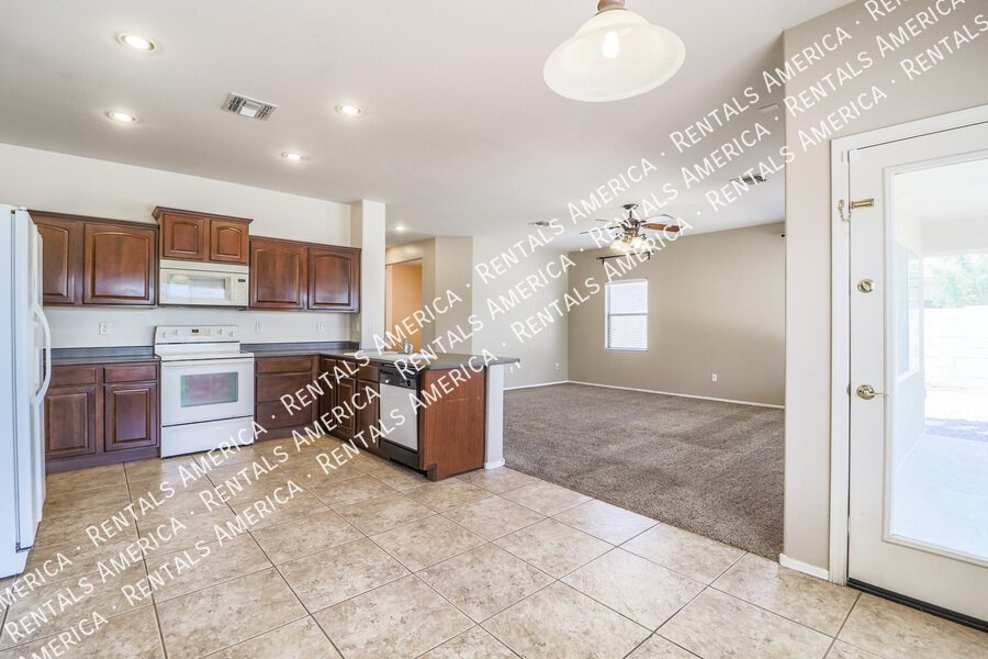 Beautiful 4-Bedroom Home with Private Pool property image