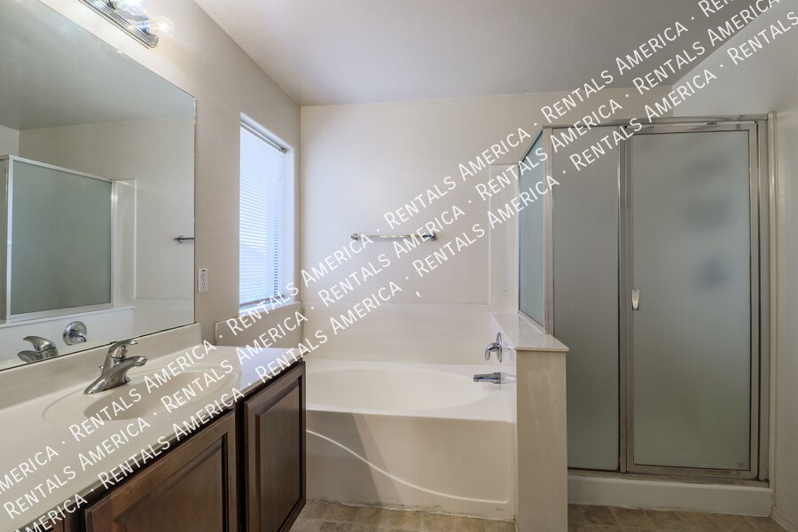 Beautiful 4-Bedroom Home with Private Pool property image