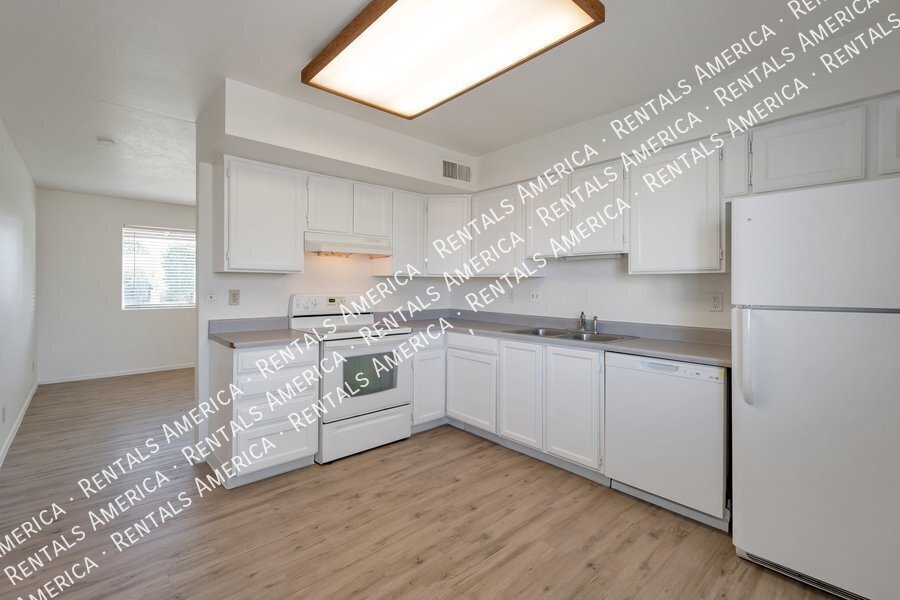 No carpet anywhere! property image