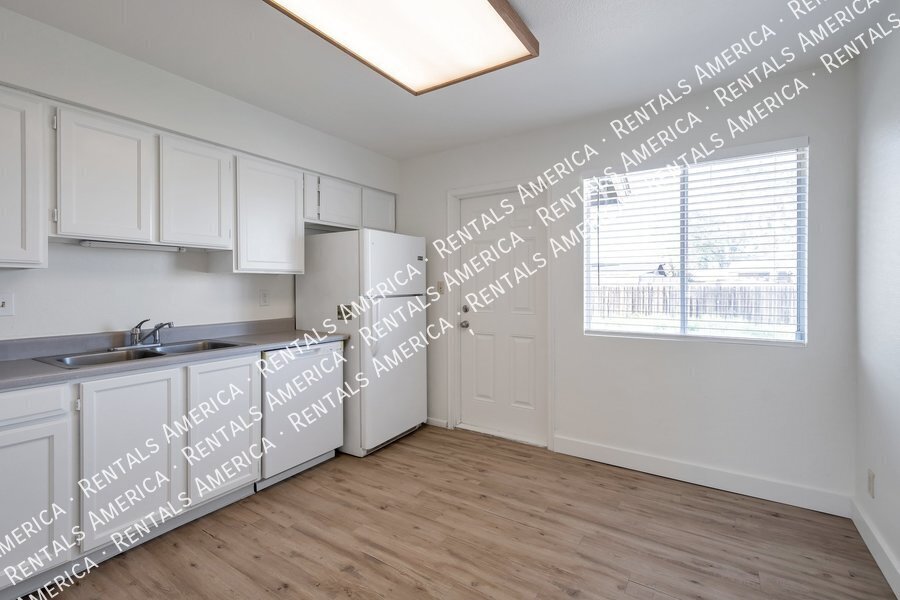 No carpet anywhere! property image
