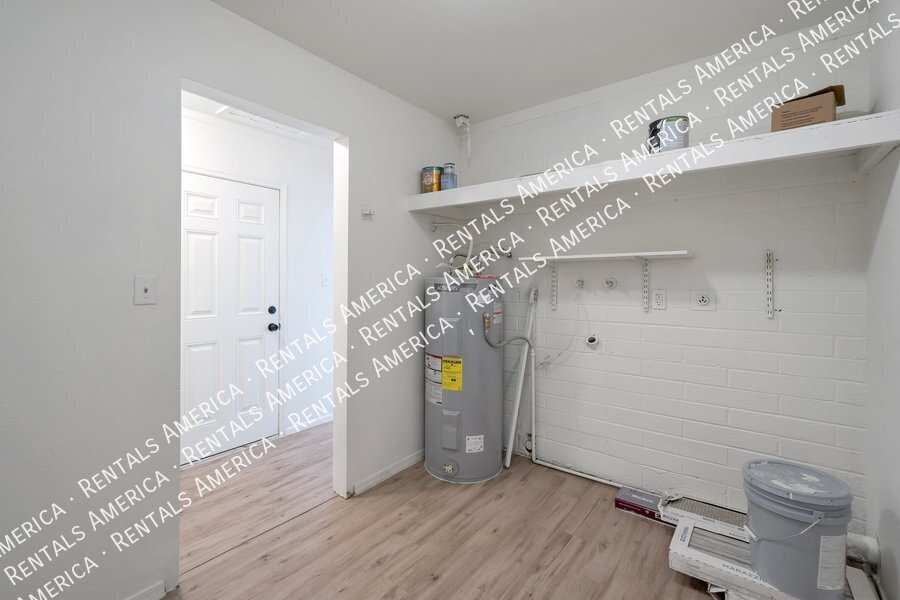 No carpet anywhere! property image