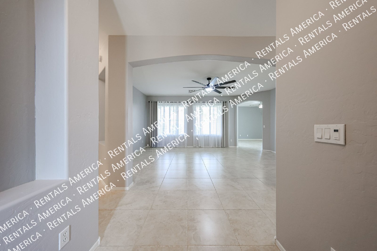Beautiful 4 Bedroom Home in Augusta Ranch Golf Community property image