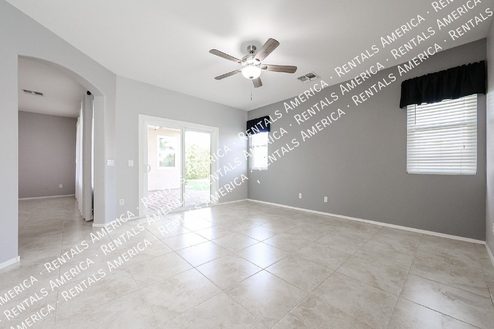 Beautiful 4 Bedroom Home in Augusta Ranch Golf Community property image
