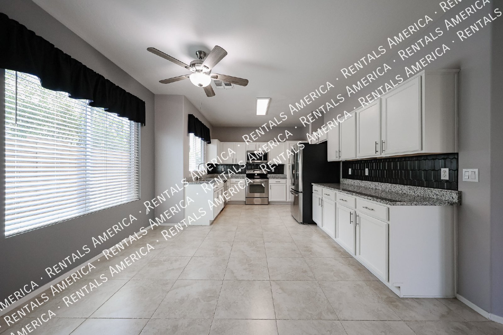 Beautiful 4 Bedroom Home in Augusta Ranch Golf Community property image