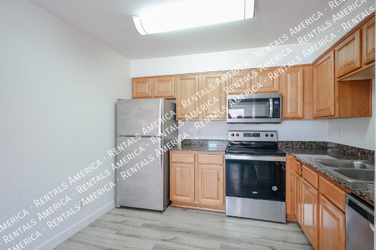 1 bedroom with washer and dryer! property image