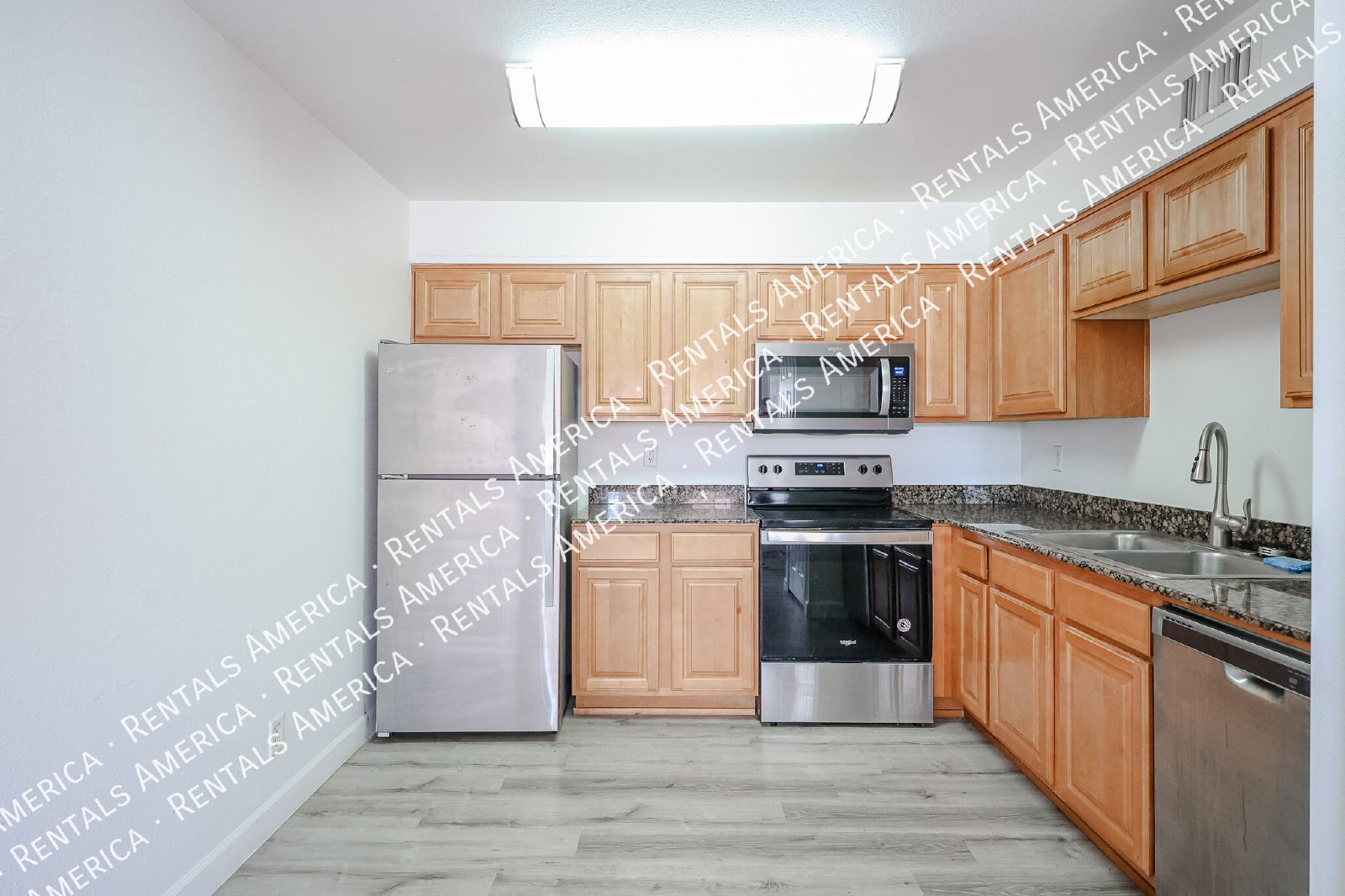 1 bedroom with washer and dryer! property image