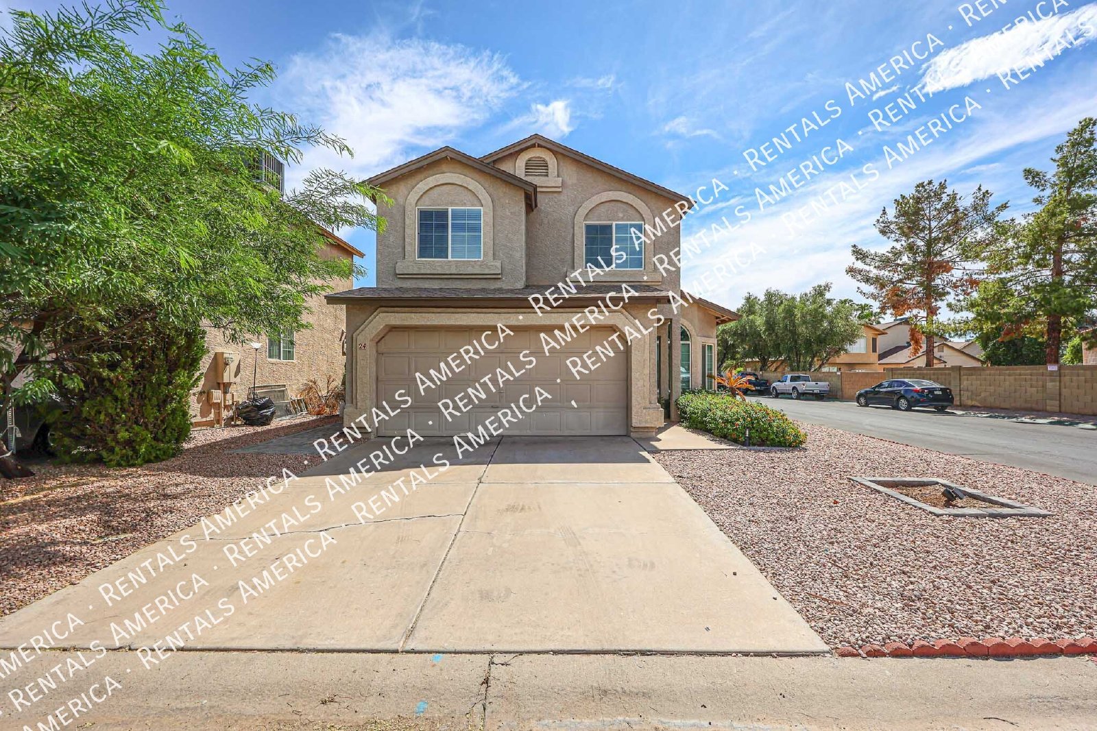 Spacious 3-Bedroom Corner Unit in Convenient East Mesa Location! property image