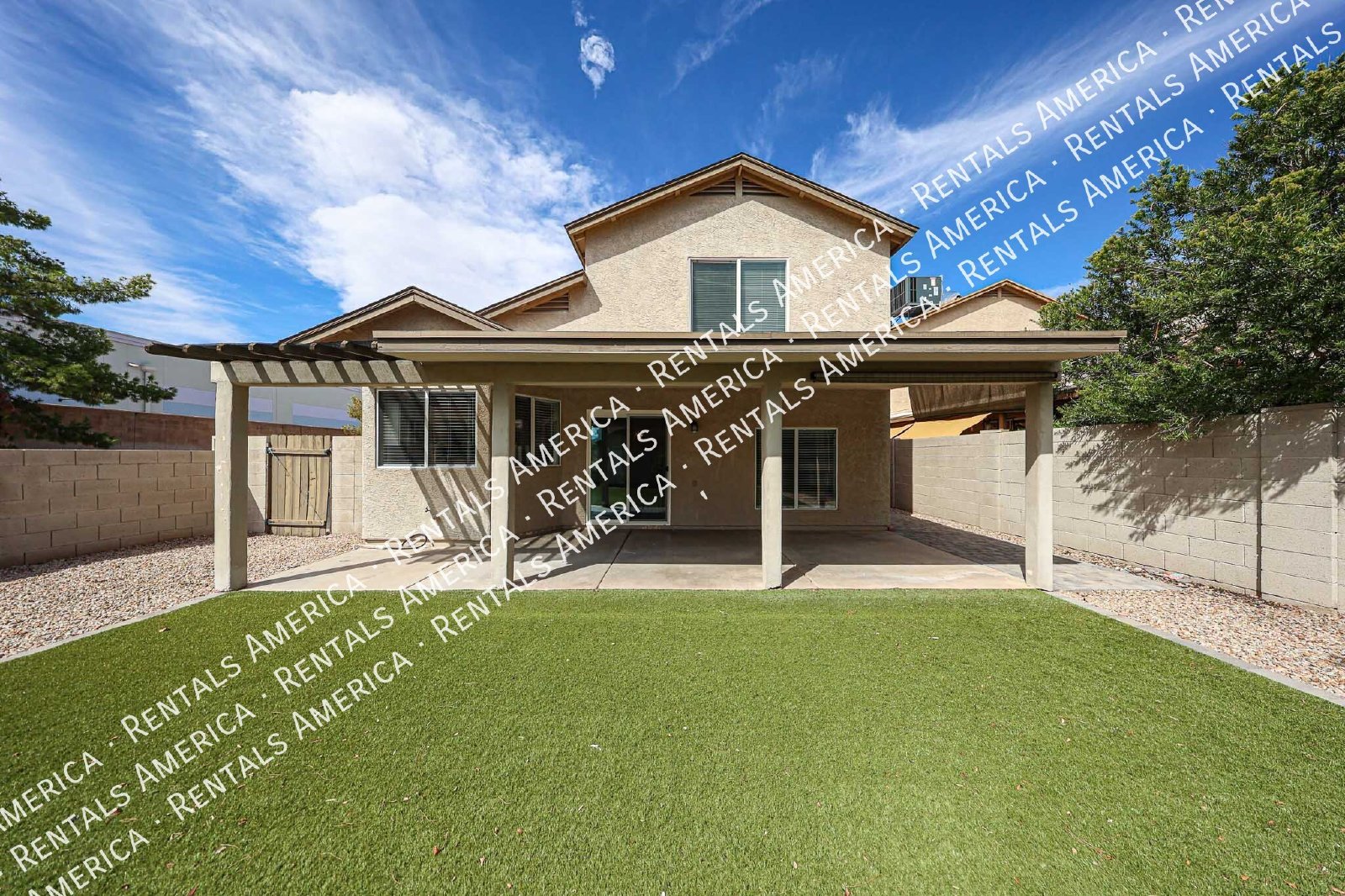 Spacious 3-Bedroom Corner Unit in Convenient East Mesa Location! property image