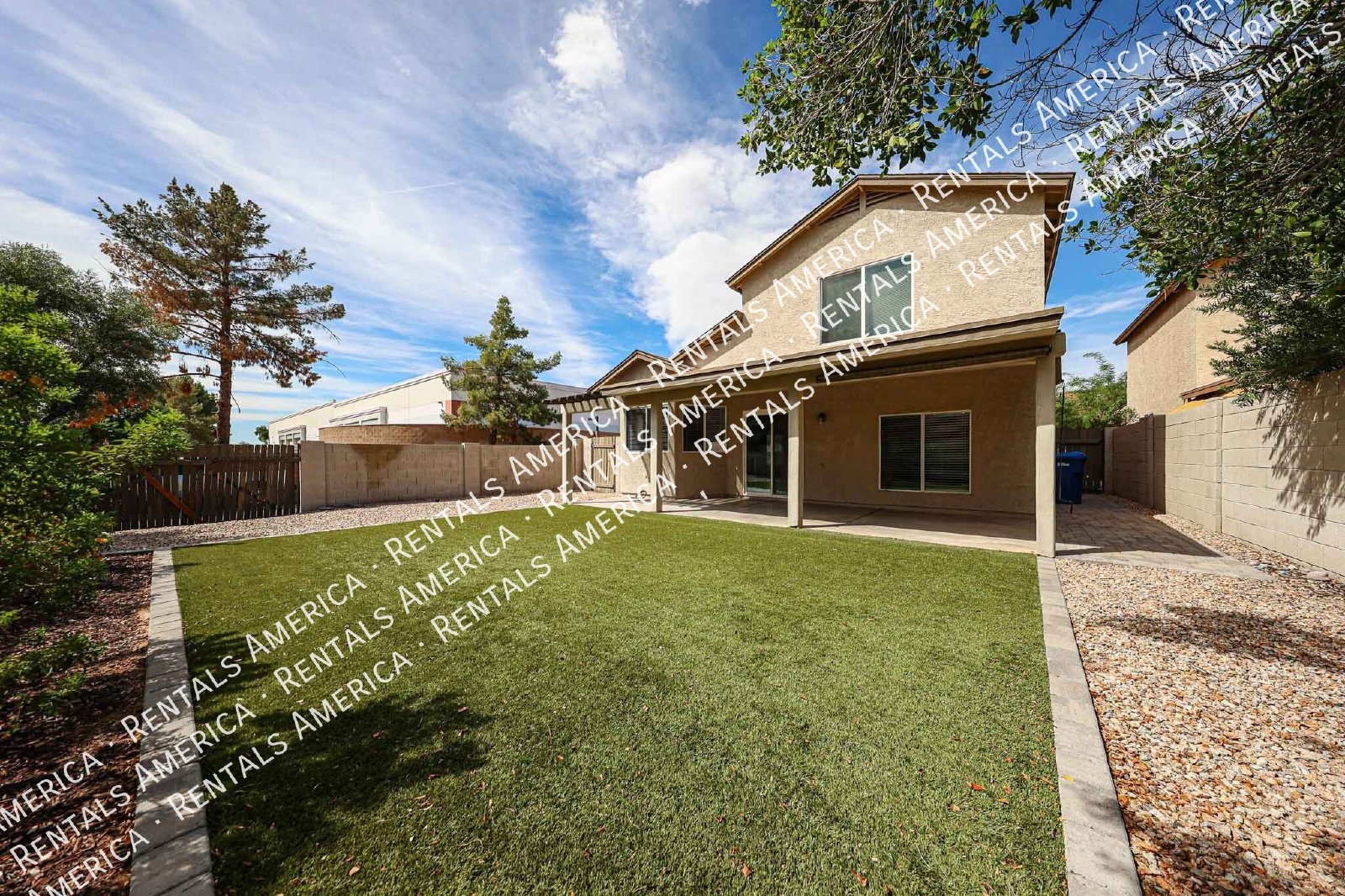 Spacious 3-Bedroom Corner Unit in Convenient East Mesa Location! property image