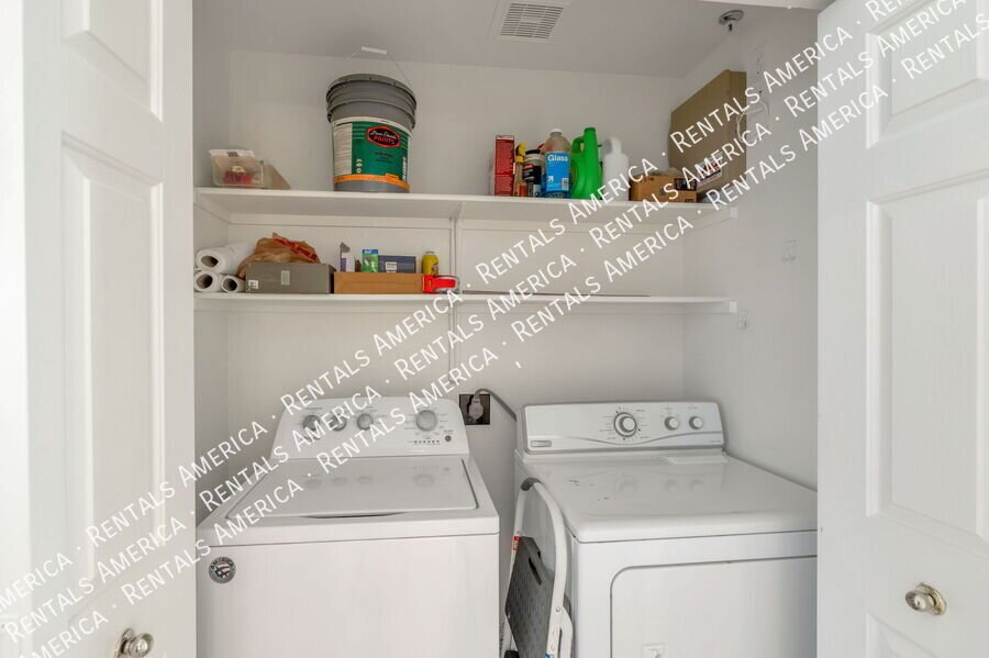 *2 weeks free with a signed 12 month lease* property image