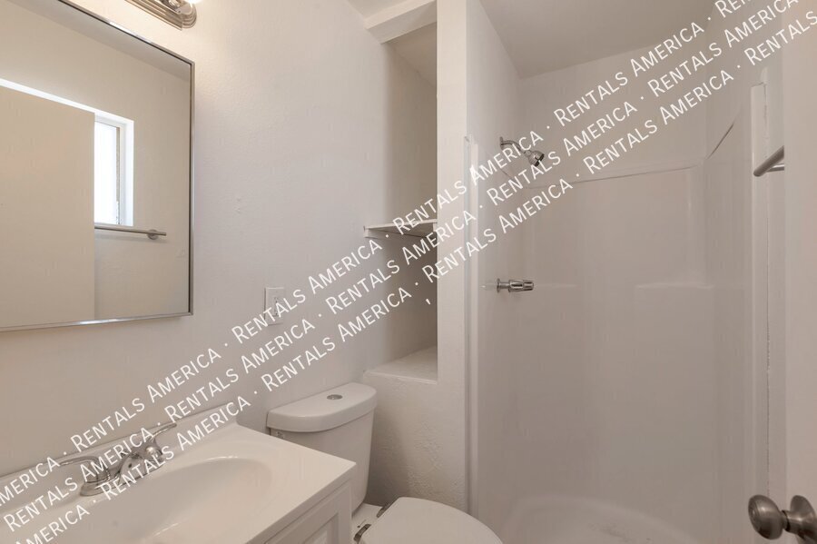 Lovely Cozy  4 bdrm home in Casa Grande! property image