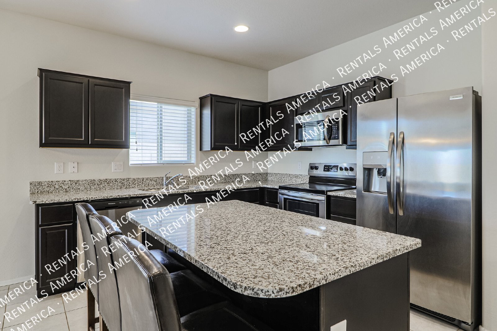 Fabulous 5 Bedroom Magma Ranch Home W/3-Car Garage!!!! property image