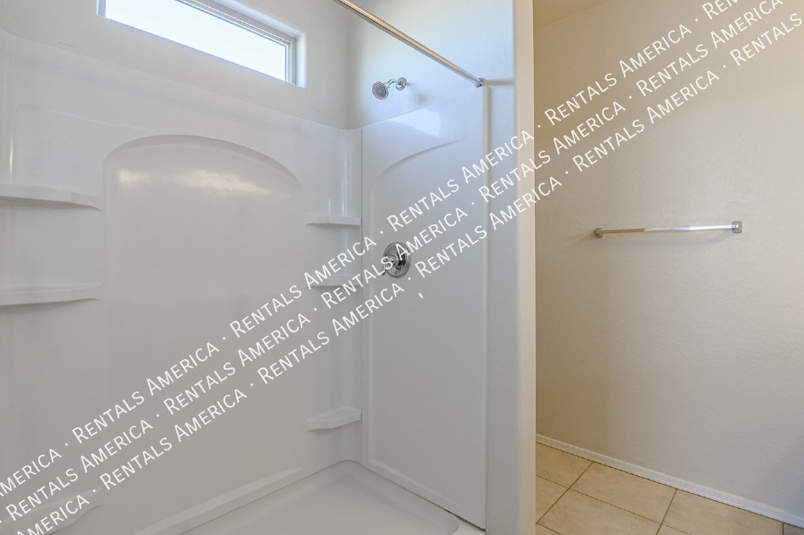 Fabulous 5 Bedroom Magma Ranch Home W/3-Car Garage!!!! property image