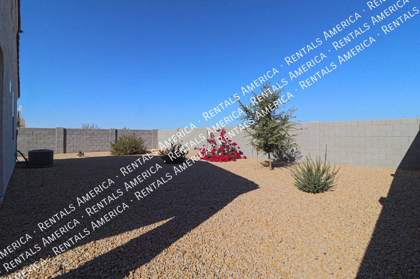 Fabulous 5 Bedroom Magma Ranch Home W/3-Car Garage!!!! property image