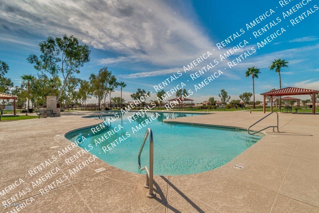 Fabulous 5 Bedroom Magma Ranch Home W/3-Car Garage!!!! property image