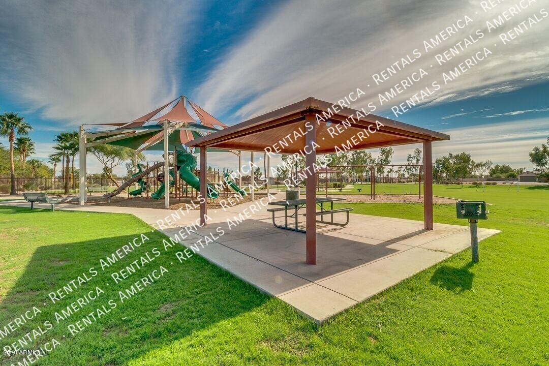 Fabulous 5 Bedroom Magma Ranch Home W/3-Car Garage!!!! property image