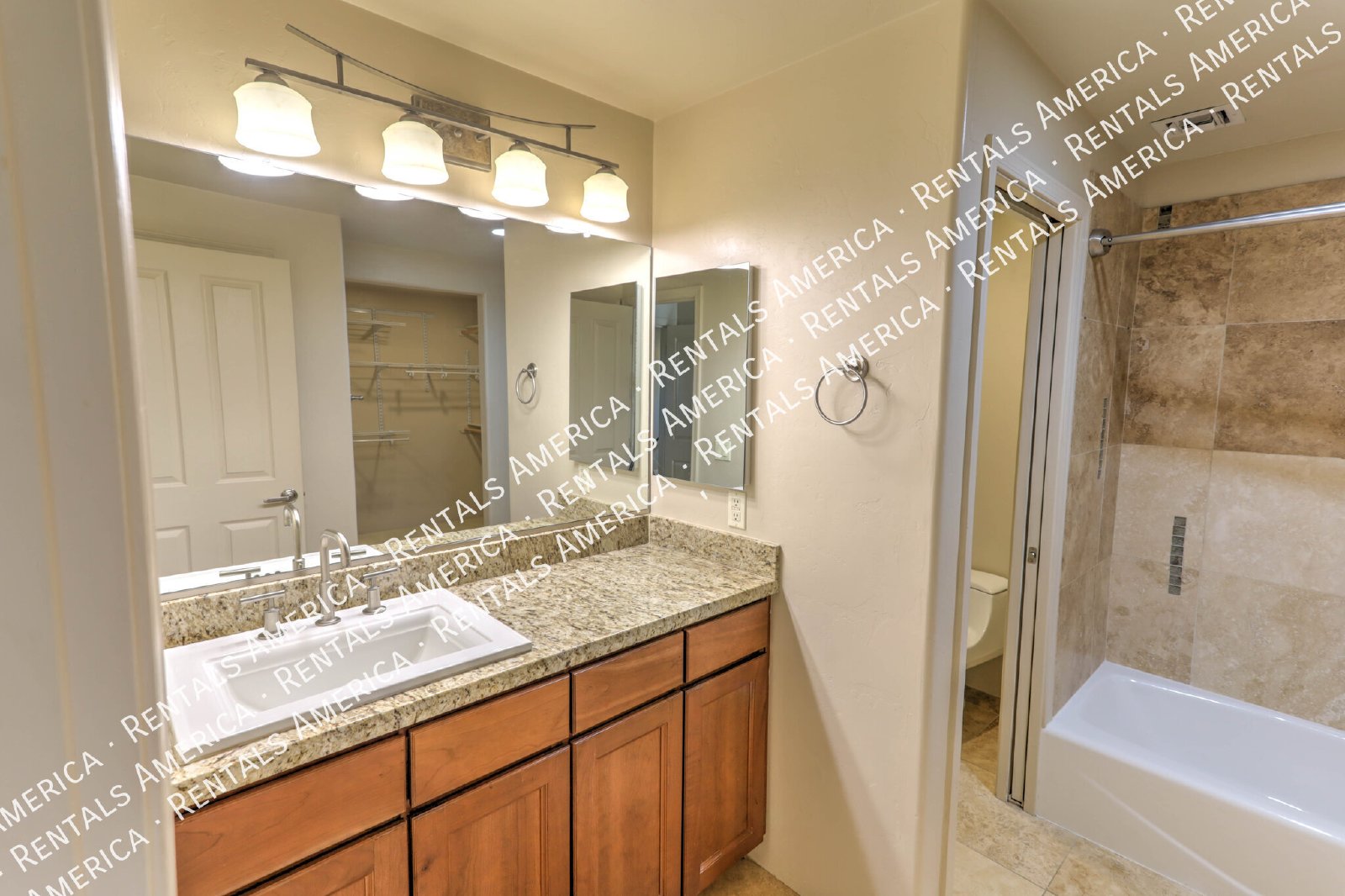 Upscale 3bed/3bath Town Home with Community Pool! property image