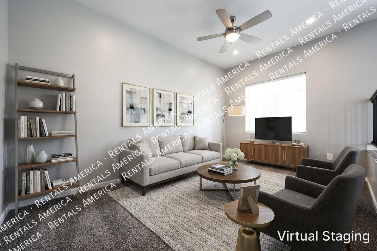 Spacious 3-Bedroom Corner Unit in Convenient East Mesa Location! property image