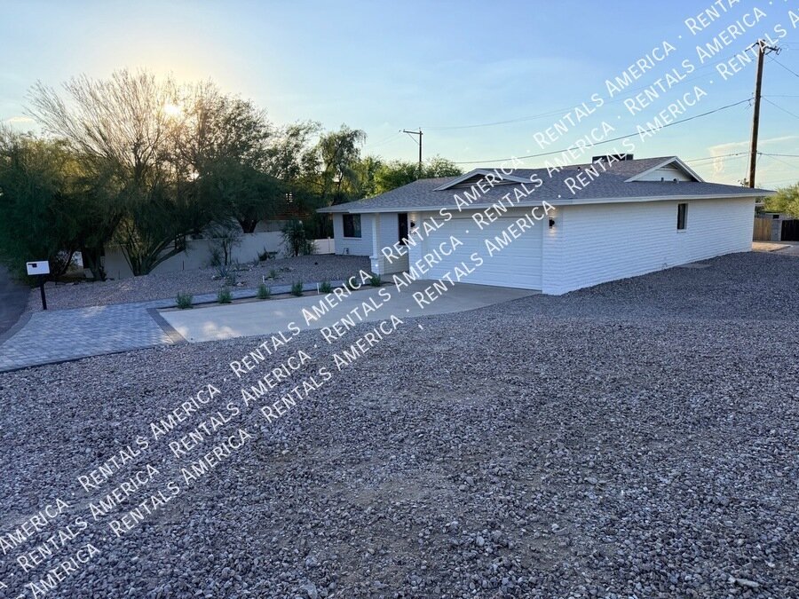 Receive one month of rent FREE, spread over the 12-month lease term! property image