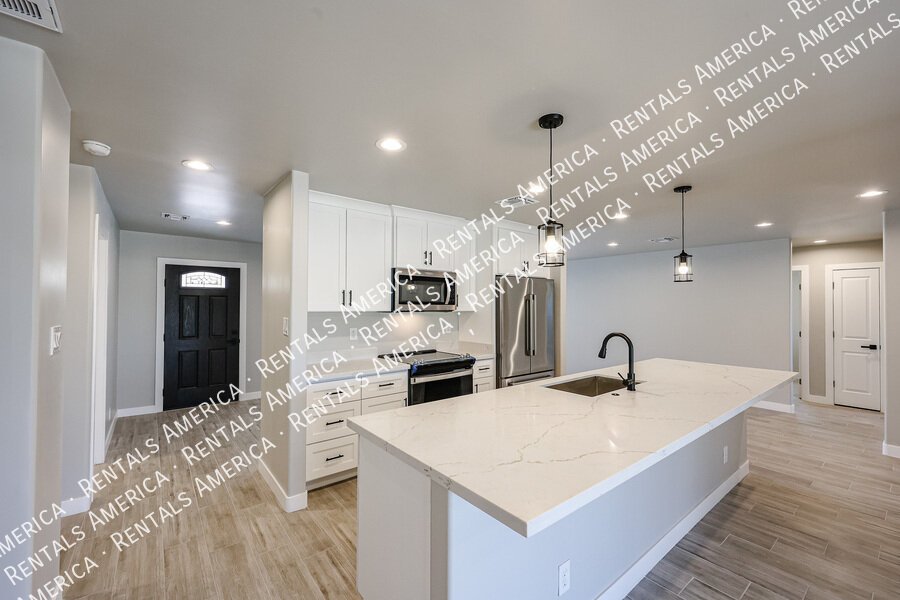 Receive one month of rent FREE, spread over the 12-month lease term! property image