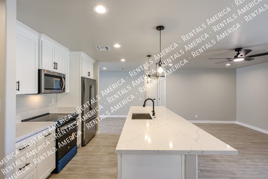 Receive one month of rent FREE, spread over the 12-month lease term! property image