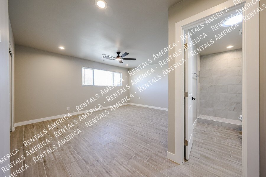 Receive one month of rent FREE, spread over the 12-month lease term! property image