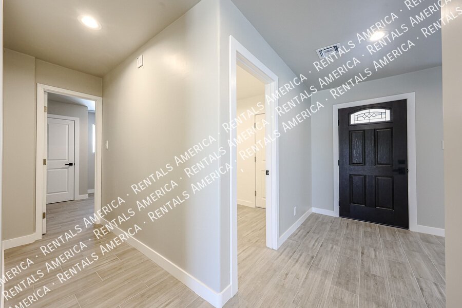 Receive one month of rent FREE, spread over the 12-month lease term! property image