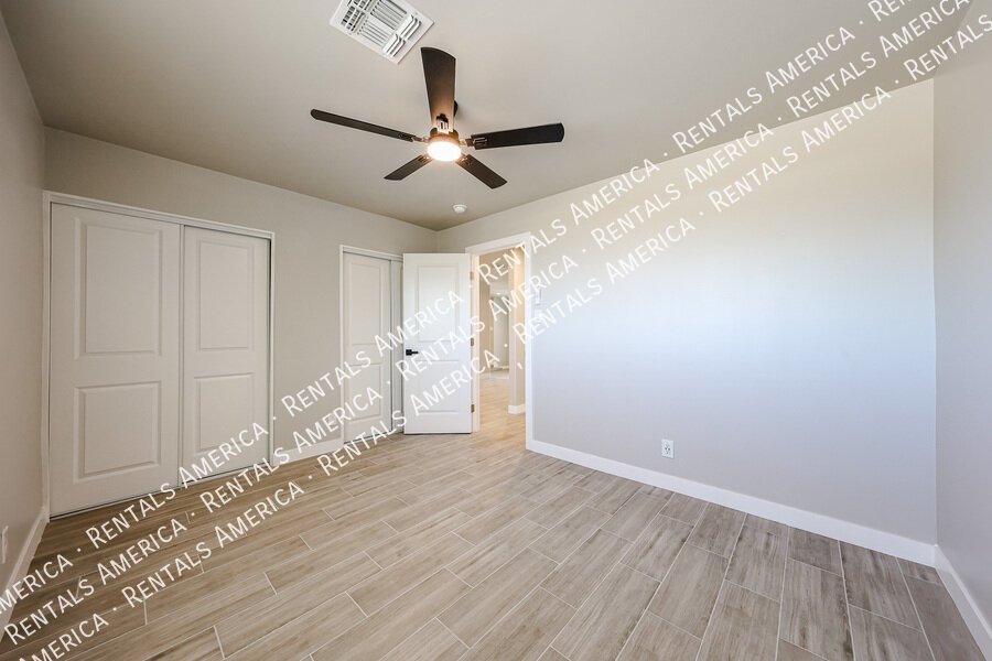 Receive one month of rent FREE, spread over the 12-month lease term! property image