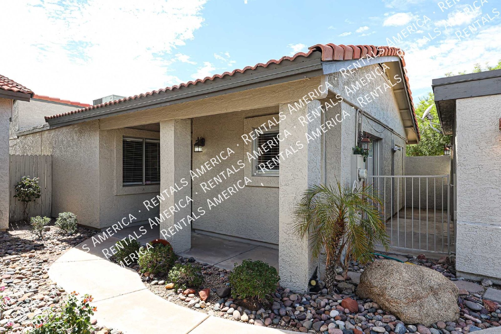 $500 RENT CREDIT Lease Signed by October 8! property image
