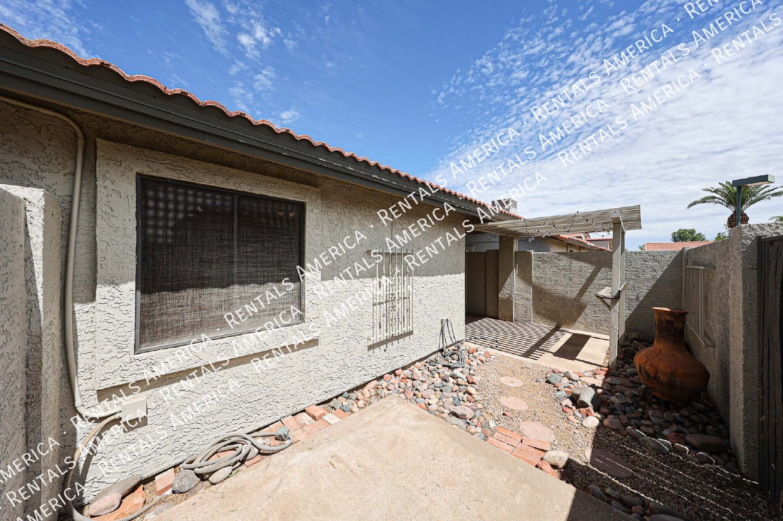 $500 RENT CREDIT Lease Signed by October 8! property image