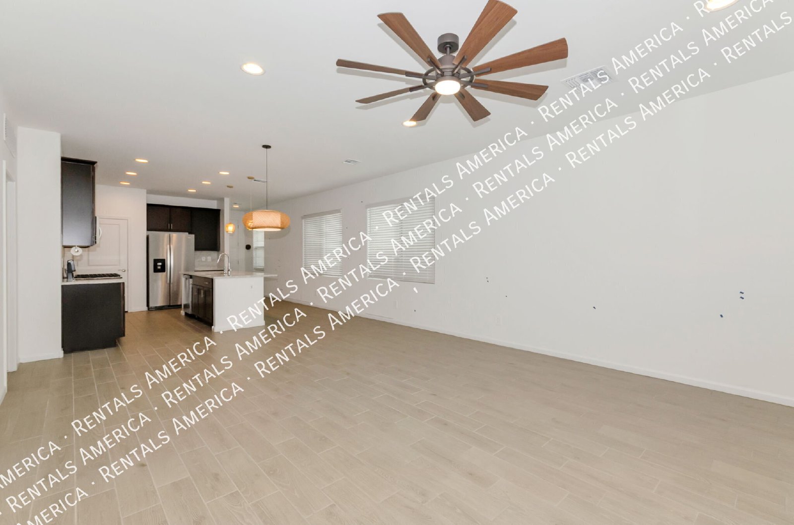 Charming 3 bedroom 2 bathroom home in Vail AZ property image
